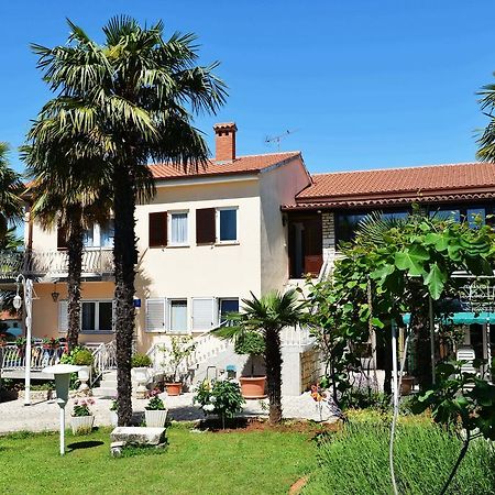 Apartments Nela Пореч Экстерьер фото